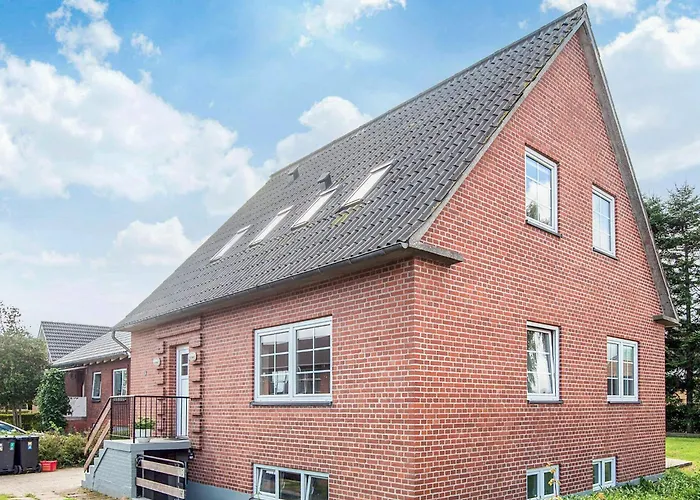 Дом отдыха 4 Person In *