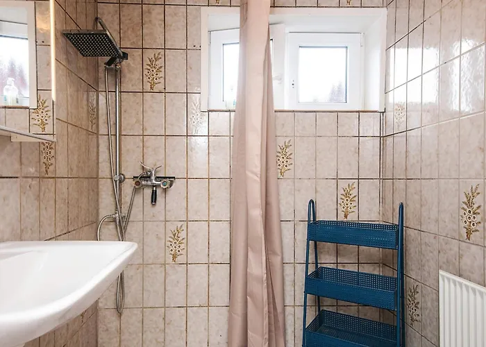 4 Person In * Ansager