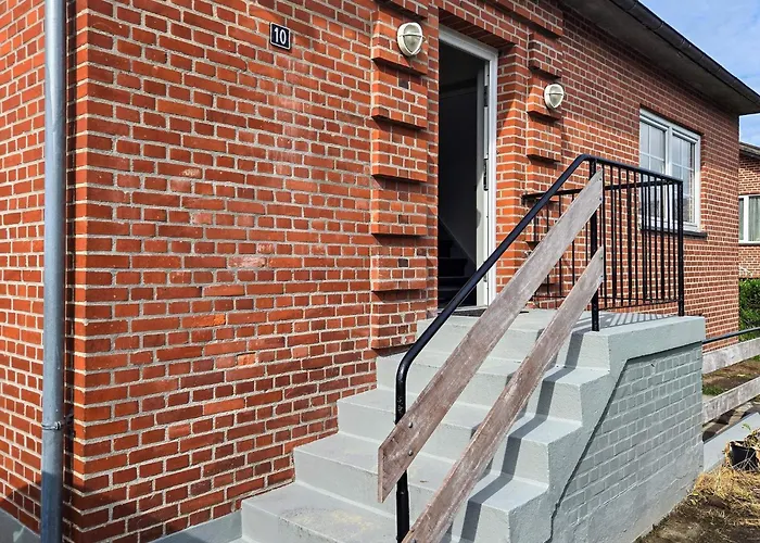 Дом отдыха 4 Person In *